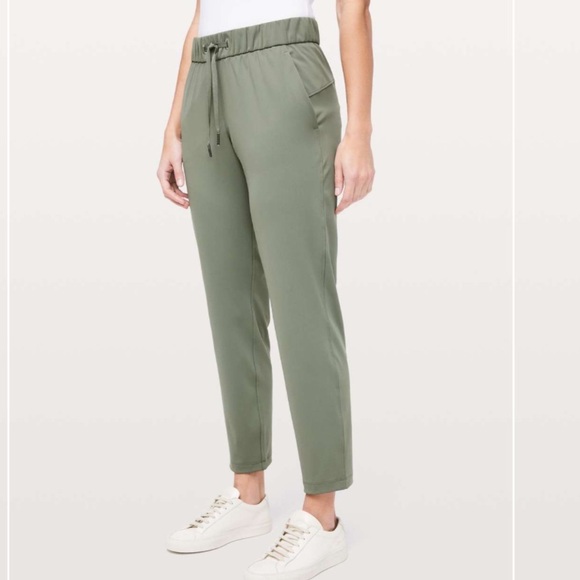 Lululemon - On The Fly Pant *27" - Grey Sage - Size 6 - Good Condition!! - Picture 2 of 11